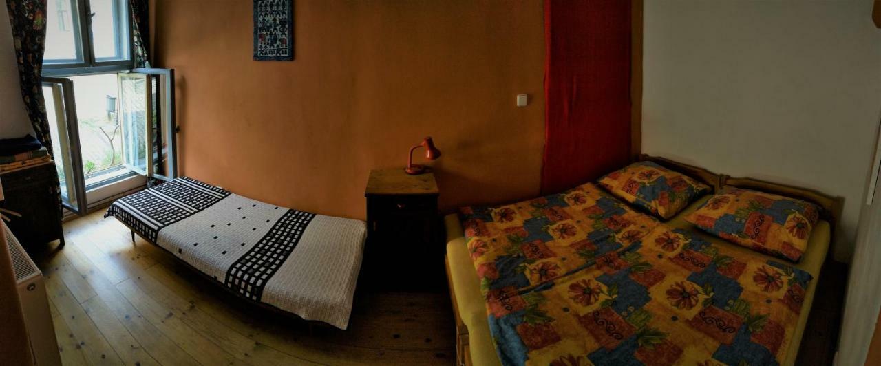 Lazy River Hostel Loket Eksteriør bilde